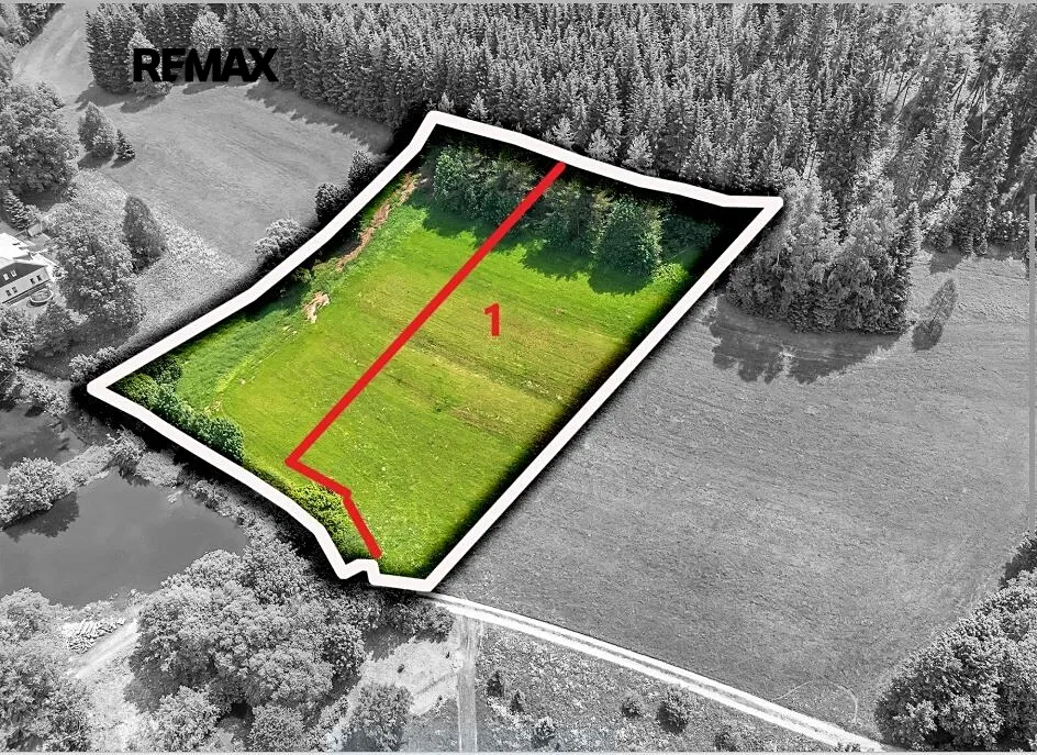 Prodej stavebního pozemku 3948 m²